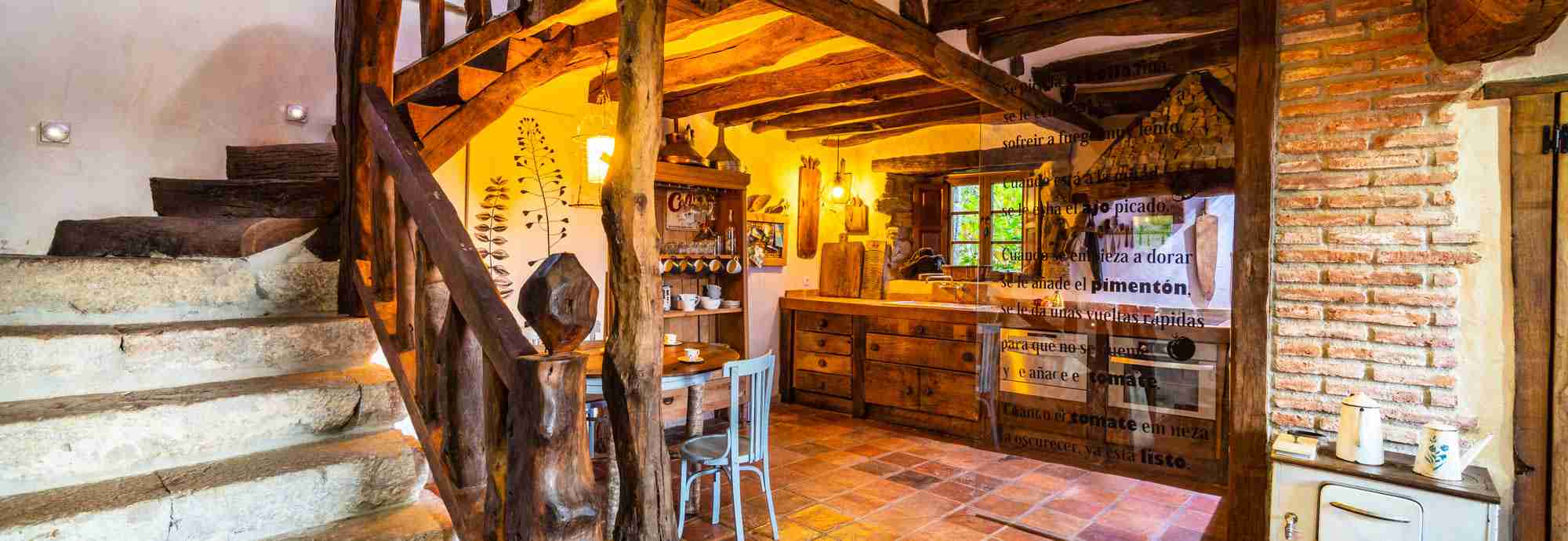 A cottage with rustic elegance in idyllic seclusion near Santander