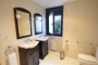 Bright and well presented full bathroom