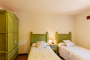 Twin bedded room witn en suite facilities