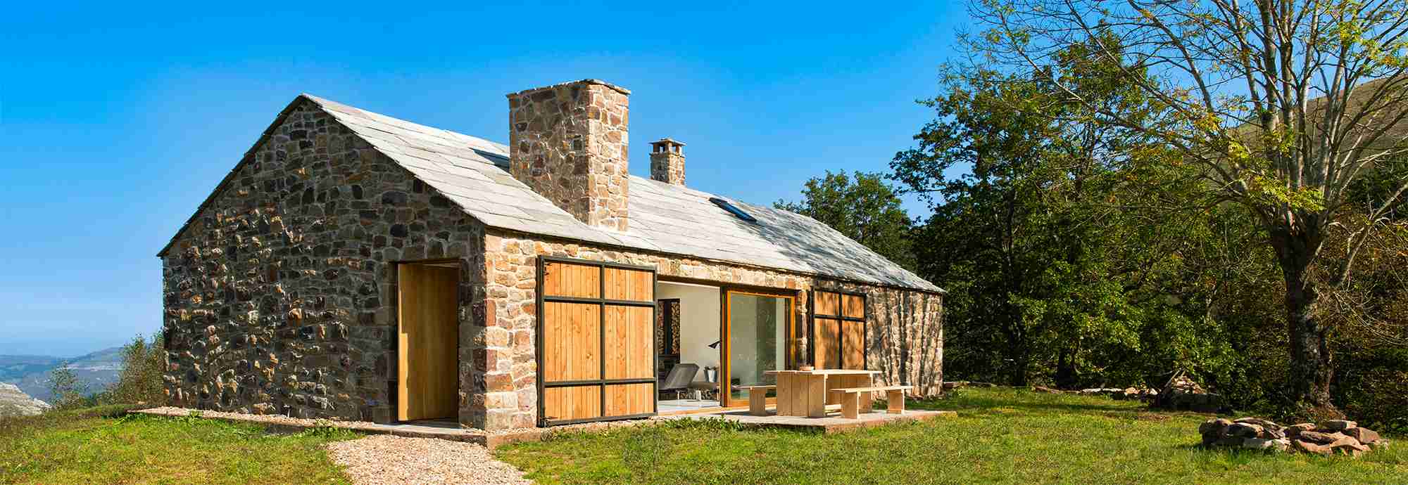 Luxury retreat for nature lovers in fascinating off-the-beaten-track valley