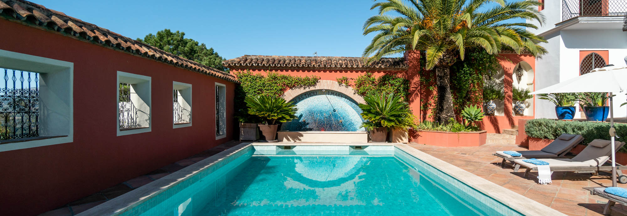 Romantic hideaway with exotic gardens and pool in idyllic mountain village