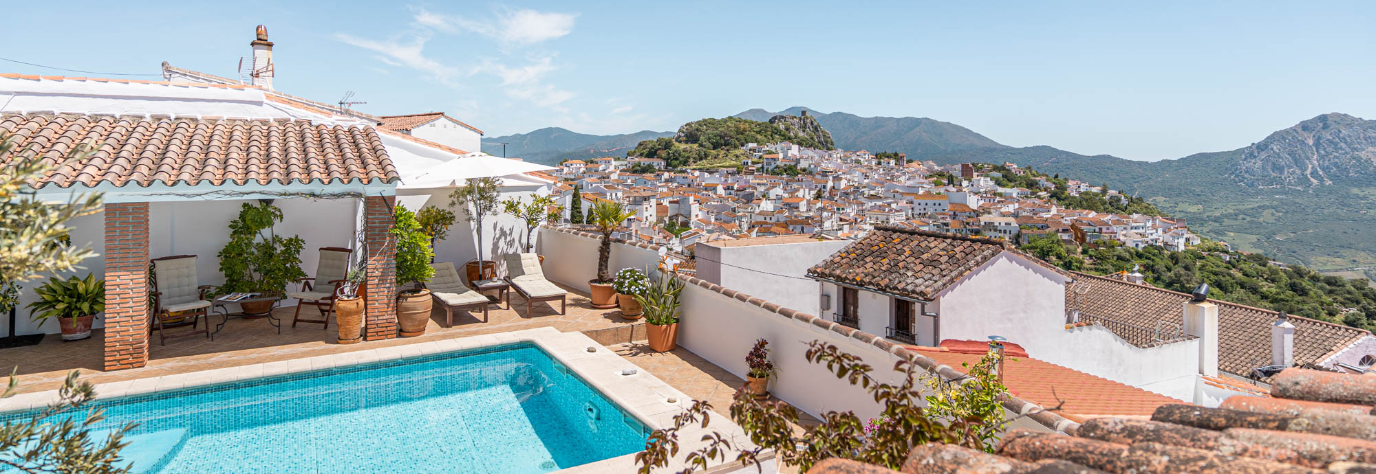 Beautiful village house on different levels with superb views and own parking 