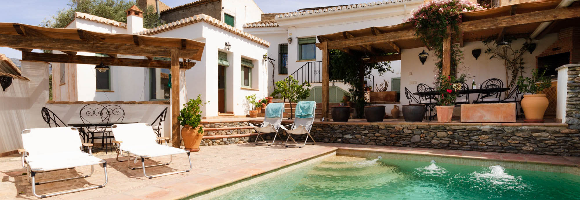 Village house with lovely interiors, great outdoor facilities and views