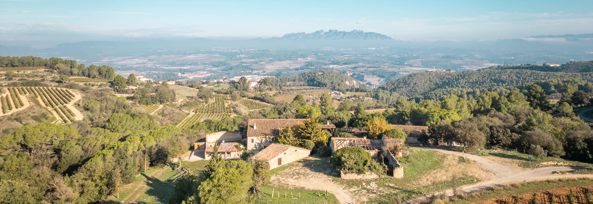 Masia tradicional cerca de Barcelona con finca privada y vistas fabulosas