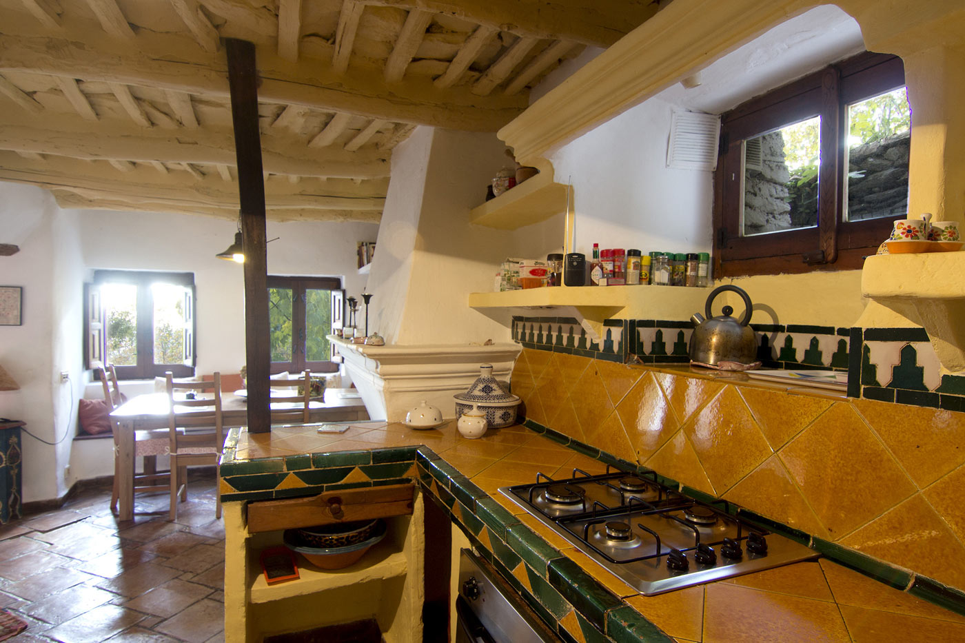 Dining area seen from kitchen