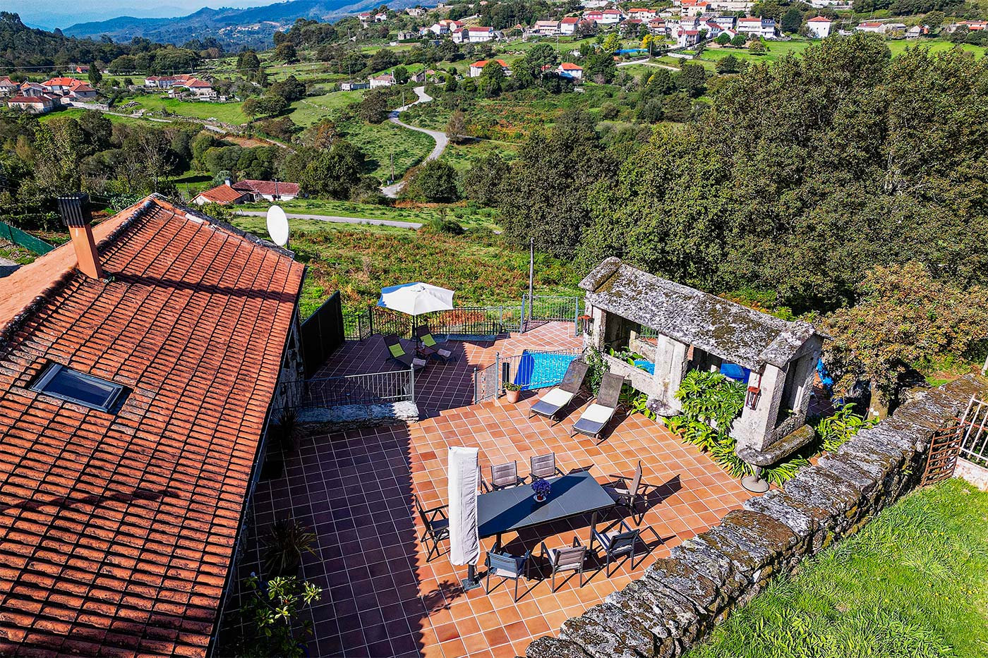 Quiet hamlet location