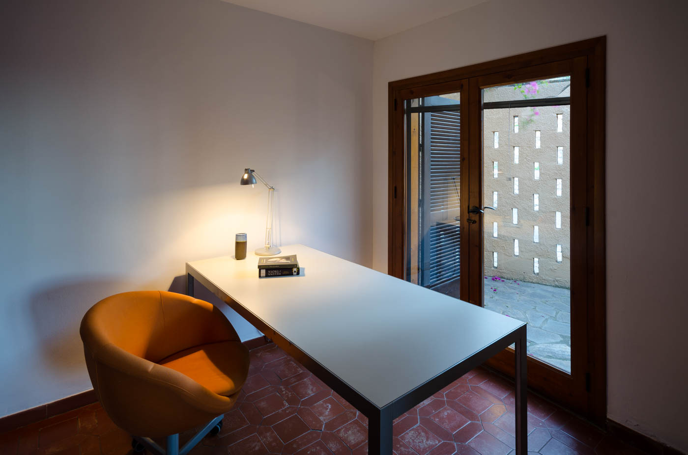 Sala de escritorio ideal para preparar su día