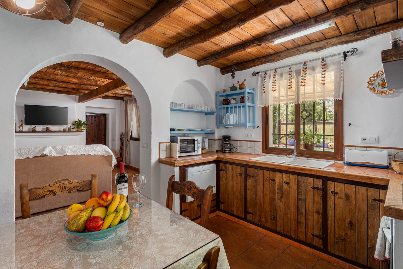 Kitchen / dining area and living space