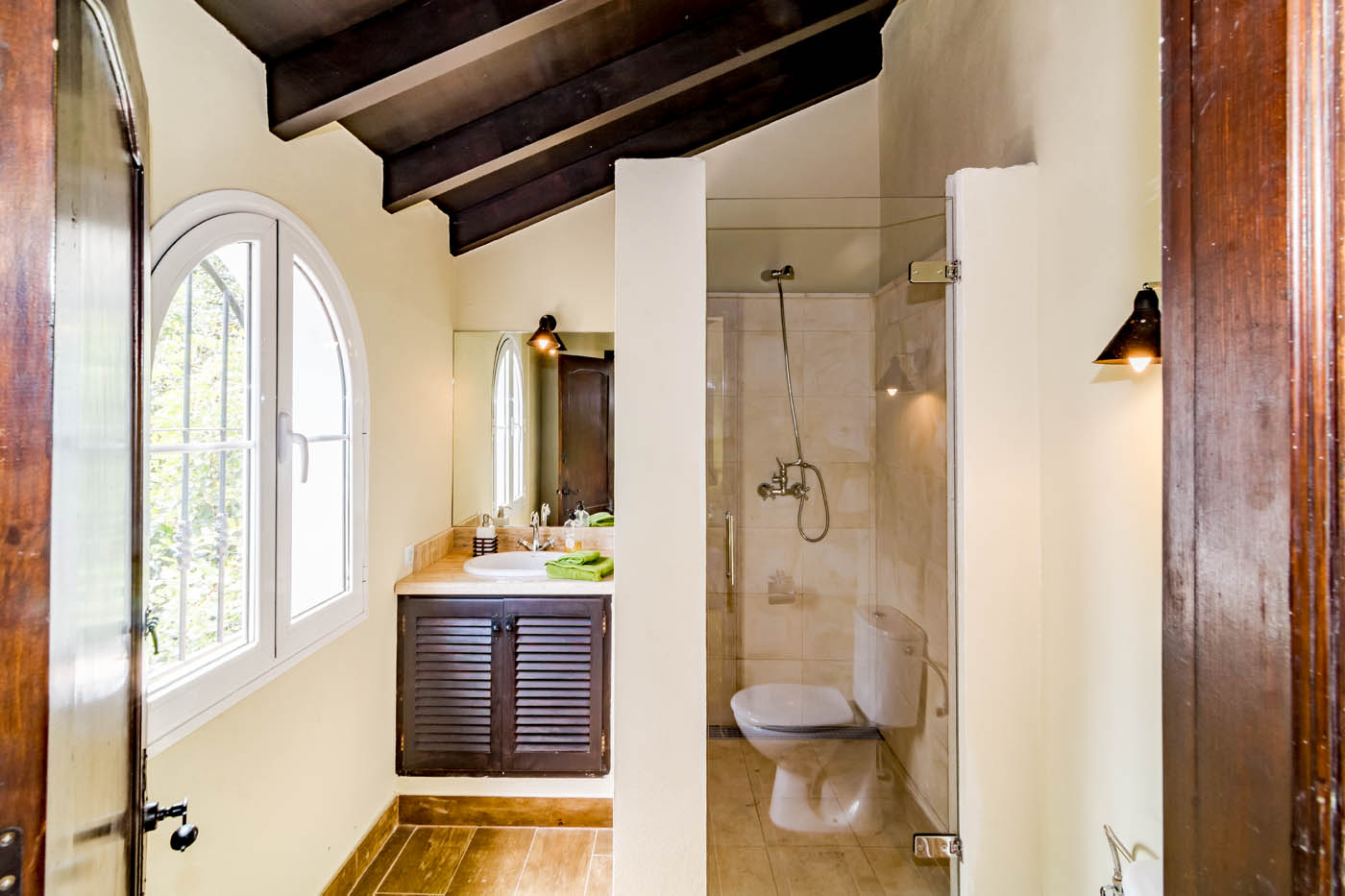 Las habitaciones de la sala de juegos tienen baño