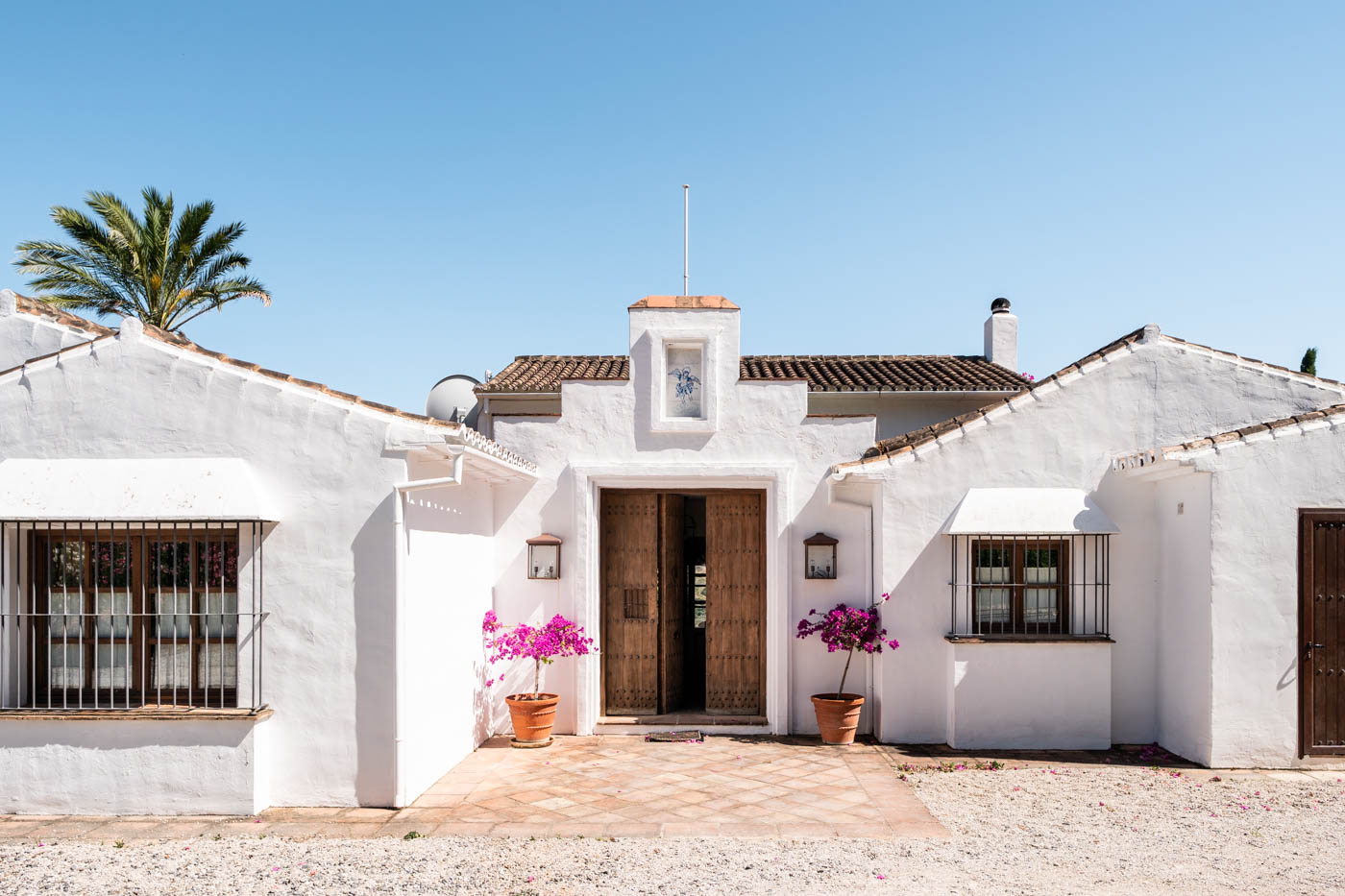 Puerta de entrada principal a tu casa vacacional 