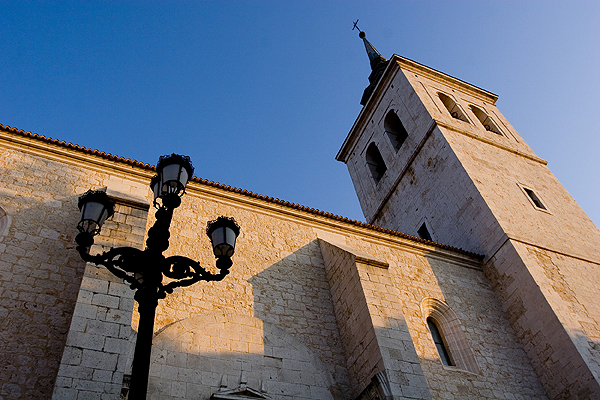 Colmenar de Oreja church