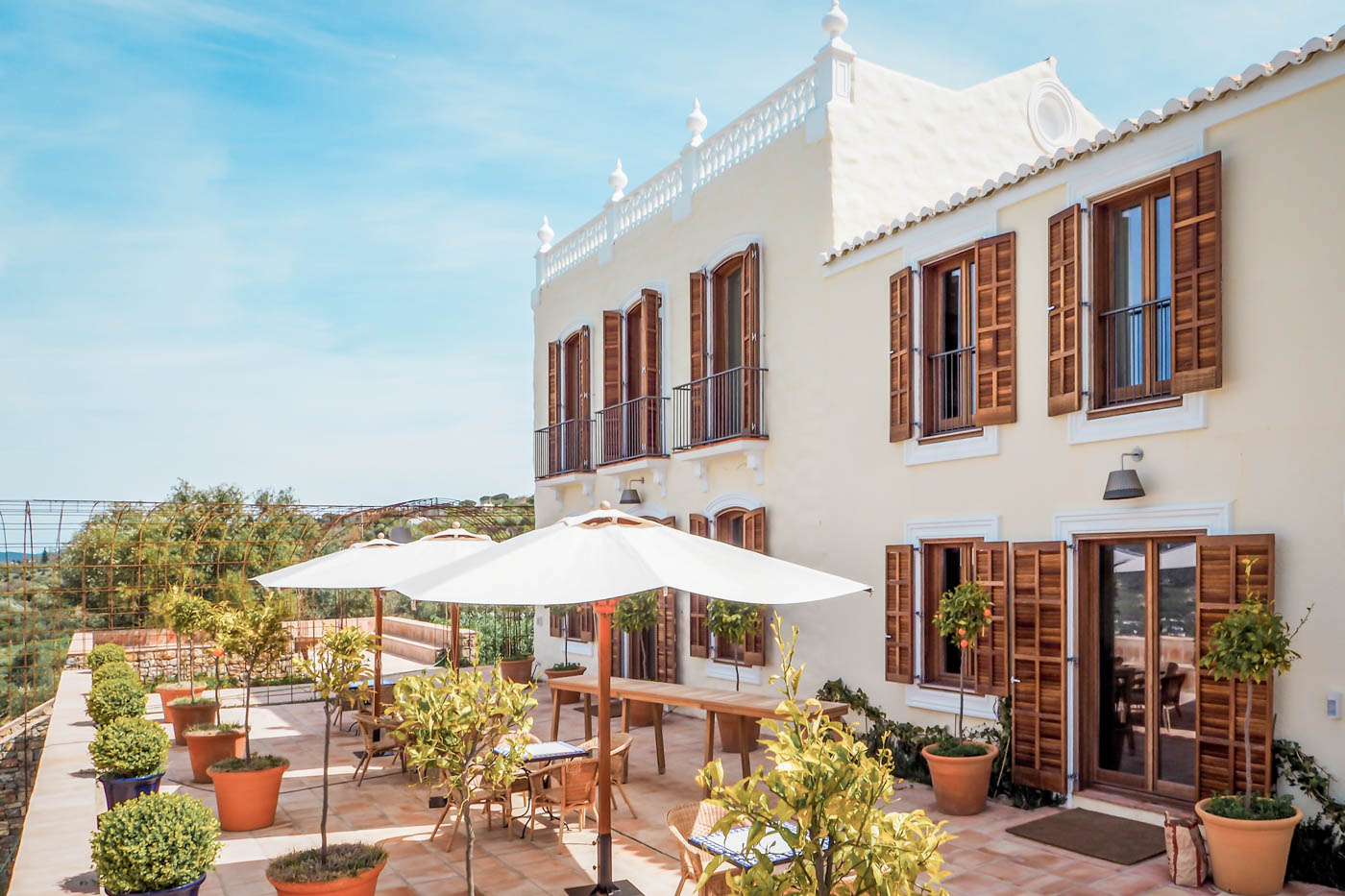 Large furnished terrace