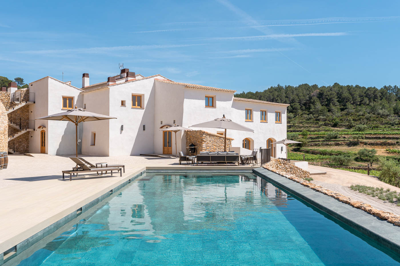 Stunning villa with a 20 metre long pool 