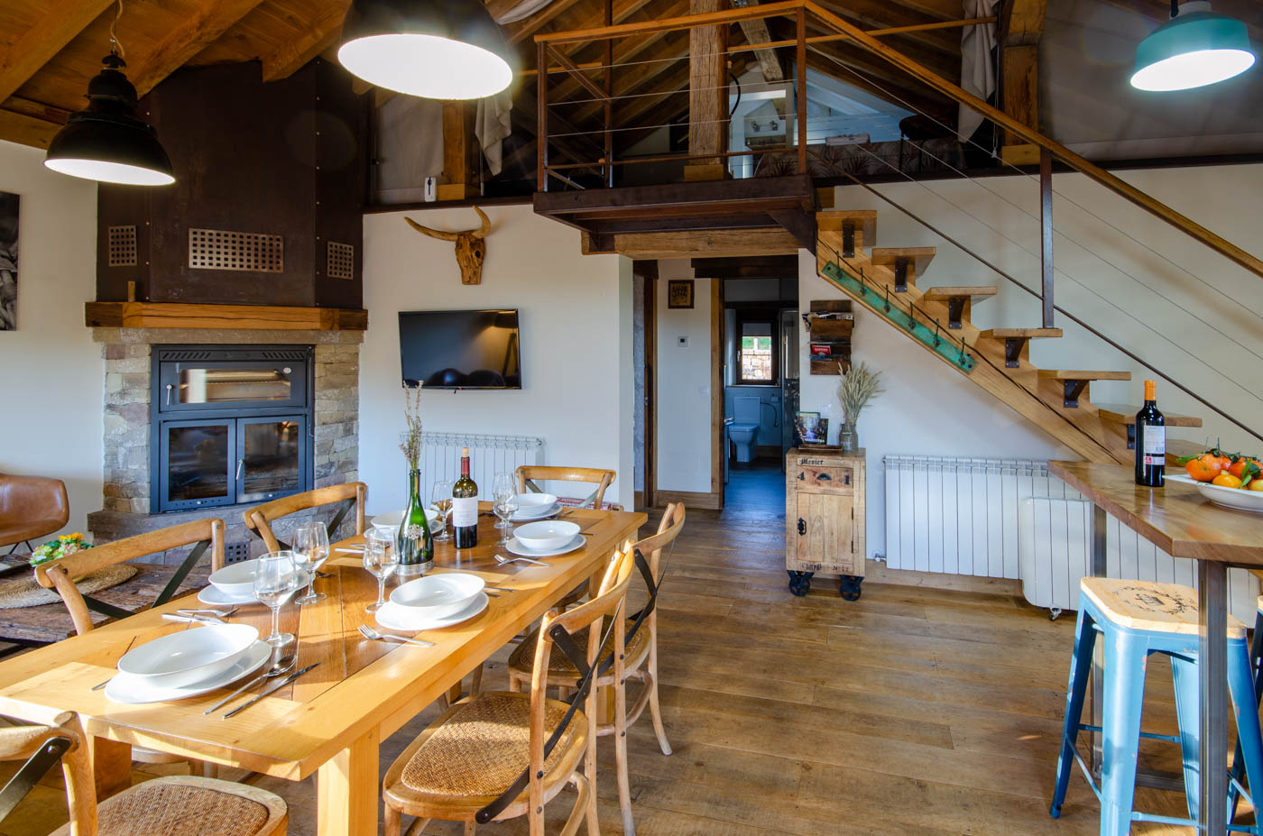 Espacio diáfano con comedor/salón/cocina