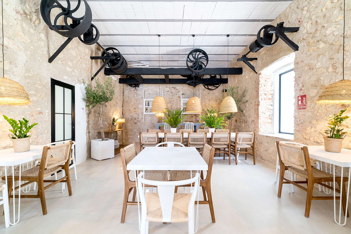 Zona de comedor junto al salón