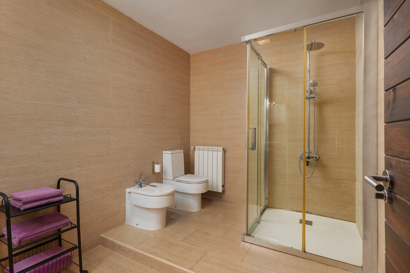 En suite facilities bedroom 3