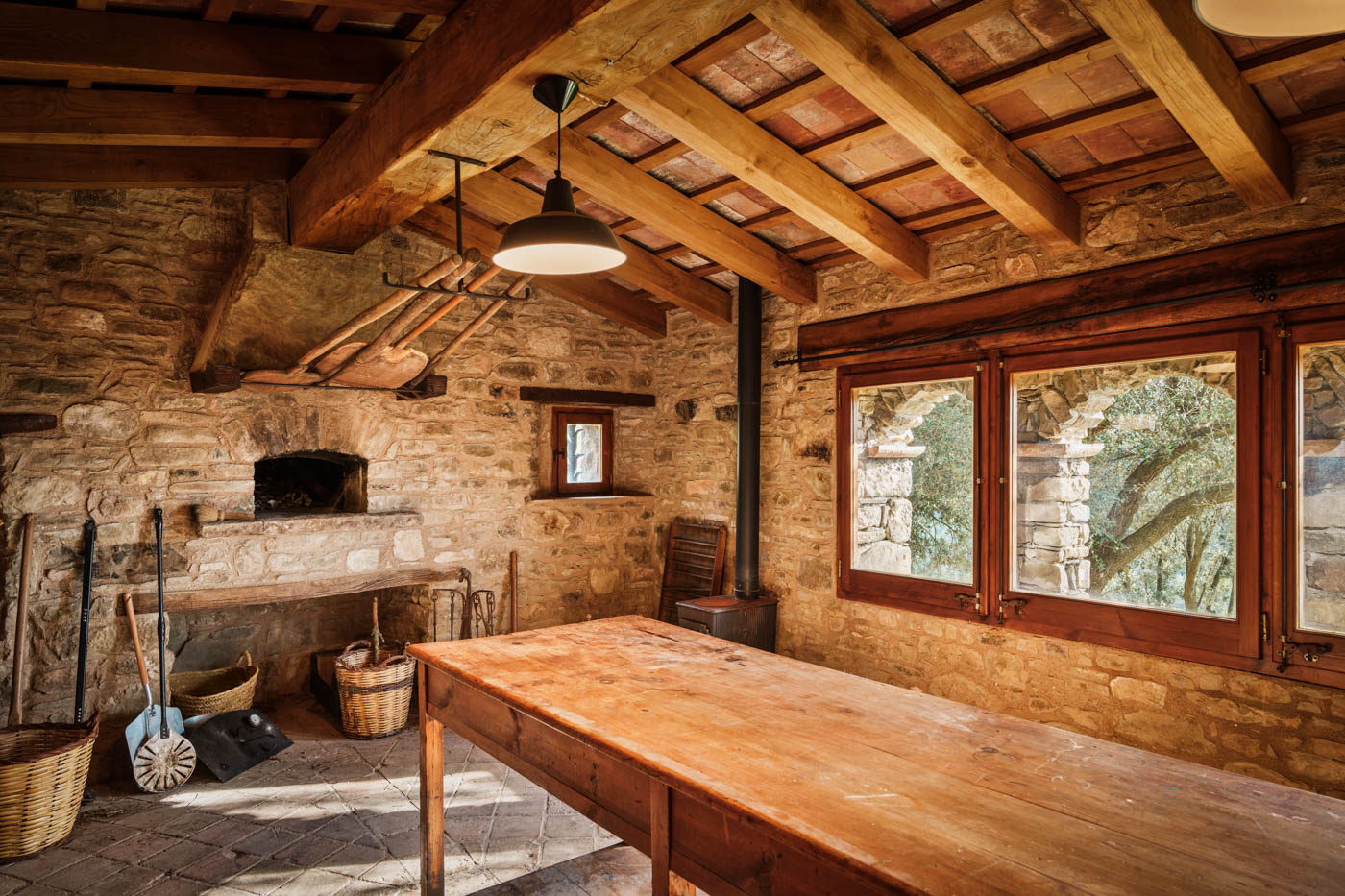 Horno de leña con comedor