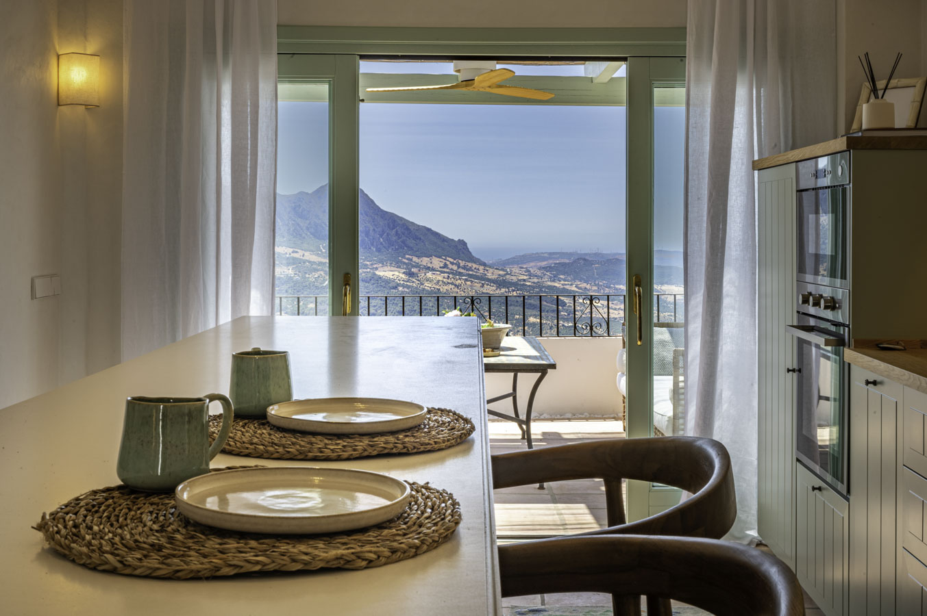 Vistas desde cocina y terraza