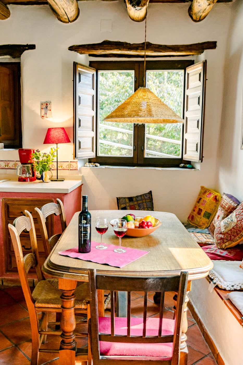 Mesa de comedor en la cocina