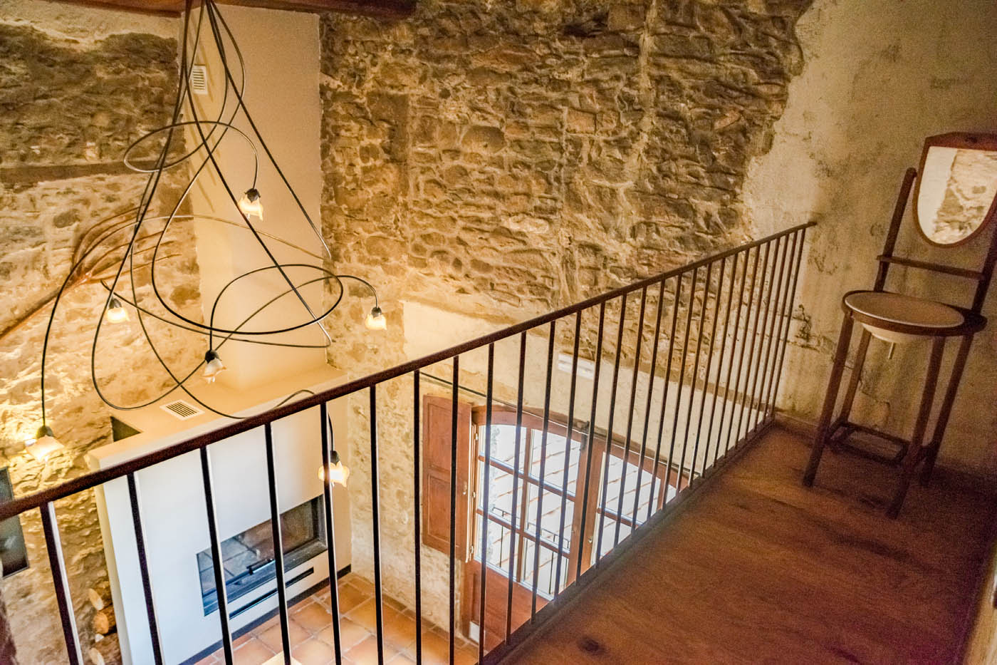 Primer piso con vistas a la sala de estar