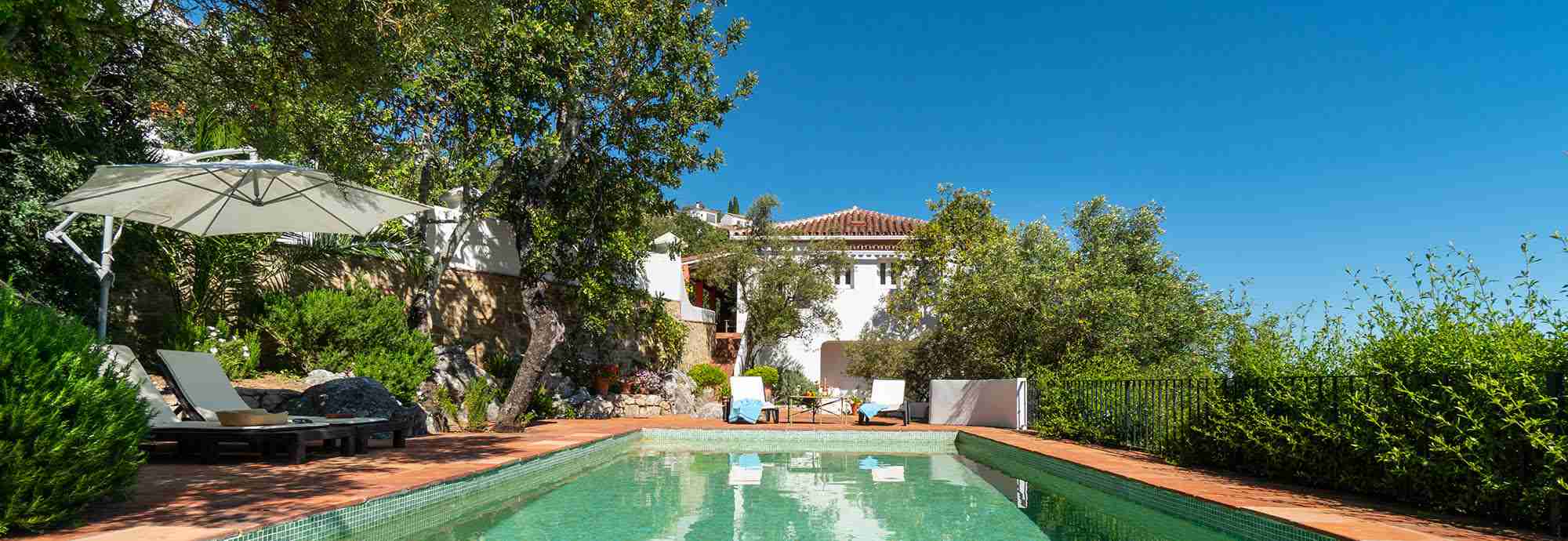 Preciosa casa rural con piscina privada a 3 minutos a pie de Gaucín