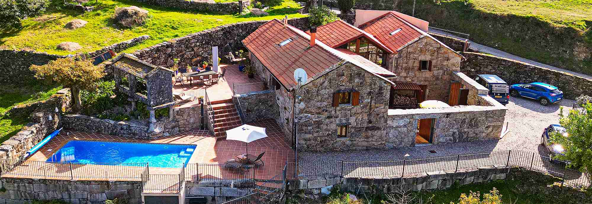 Quality Galicia villa with heated swimming pool in pretty rural location