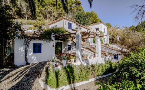 Porche con sombra natural