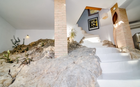 Escaleras al segundo dormitorio