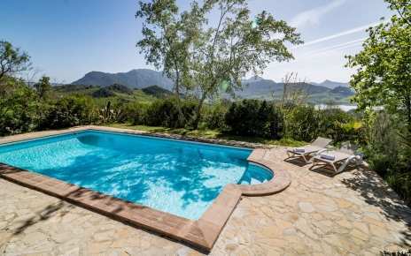 10 metre x 5 metre swimmig pool