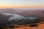 Lago Zahara al atardecer en verano