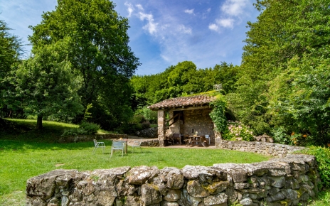 Jardines privados junto a la casita