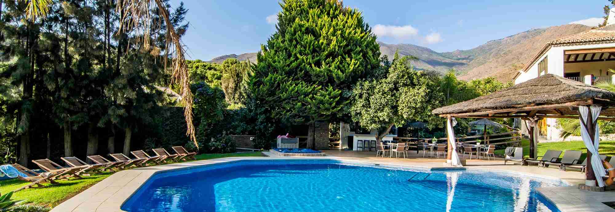 First class classic luxury holiday villa in Andalucia beauty spot