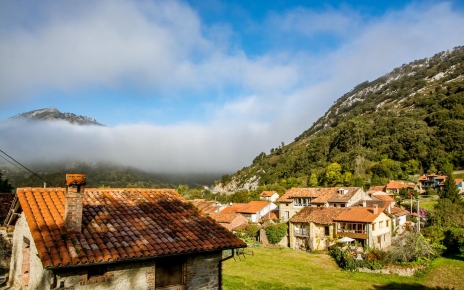 Your holiday home in the distance