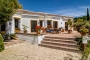 One-storey villa in the Springtime 