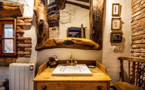 Baño de estilo rústico