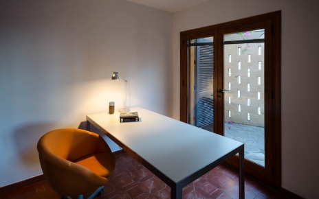 Sala de escritorio ideal para preparar su día