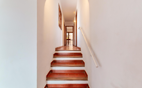 A few steps to bedrooms
