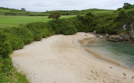Gulpiyuri curious beach