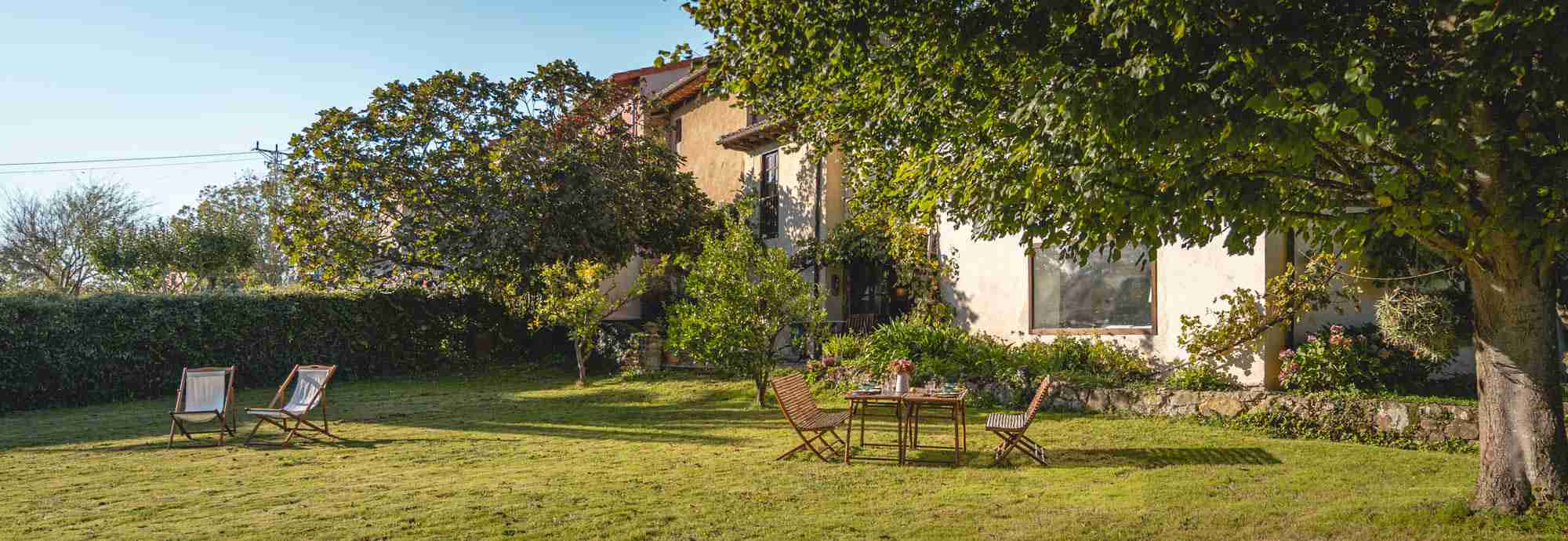 The Cider House, in green countryside just 3 km from Rodiles beach