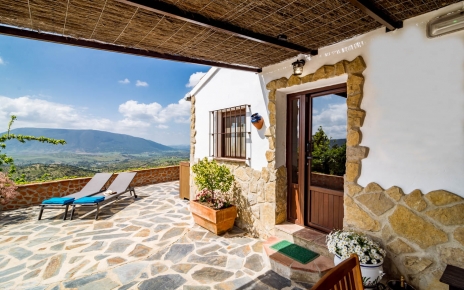 Puerta principal a tu casa rural