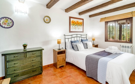 Habitación con cama doble