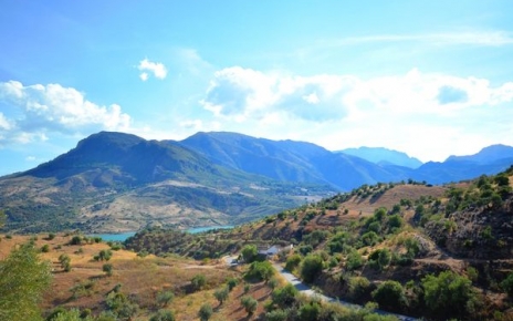 Disfruta de estas vistas a pocos pasos de la propiedad 