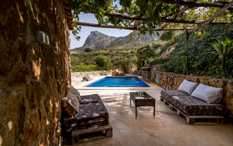 Zona chill out con sombra