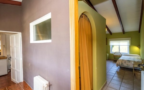 Bedroom with en suite facilities