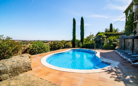 Privacy in your Catalonia villa