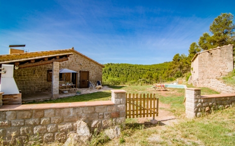 Tu propiedad vista desde la zona de aparcamiento