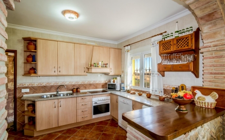 La cocina es apta para hasta 6 personas.