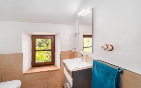 Baño del primer piso con ducha 