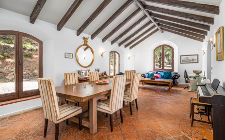 Living / dining area