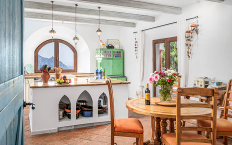 Kitchen with breathtaking views